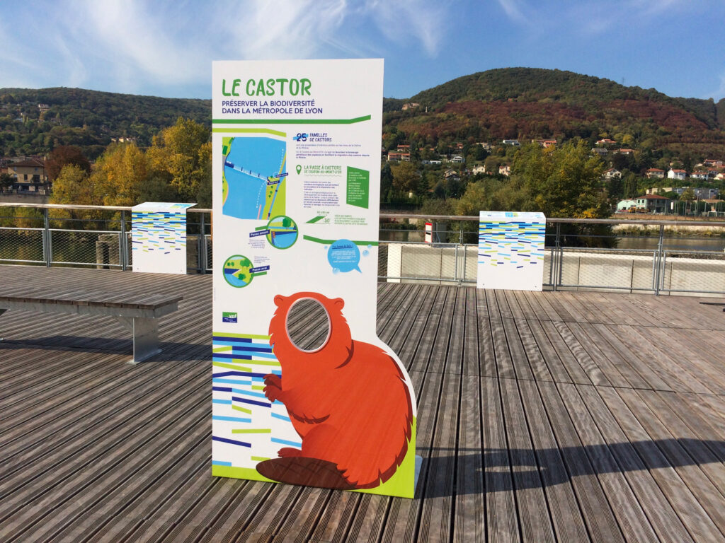 Exposition pédagogique et ludique permanente à ciel ouvert pour découvrir les missions et les métiers de VNF et comprendre le fonctionnement d’une écluse et d’un barrage